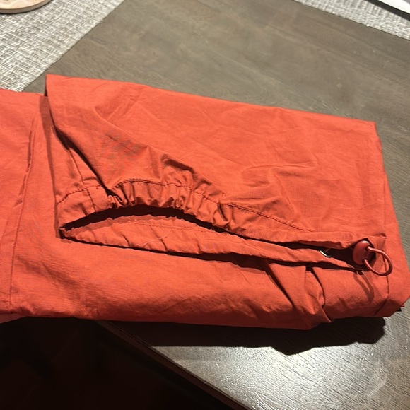 red parachute pants - Picture 2 of 3